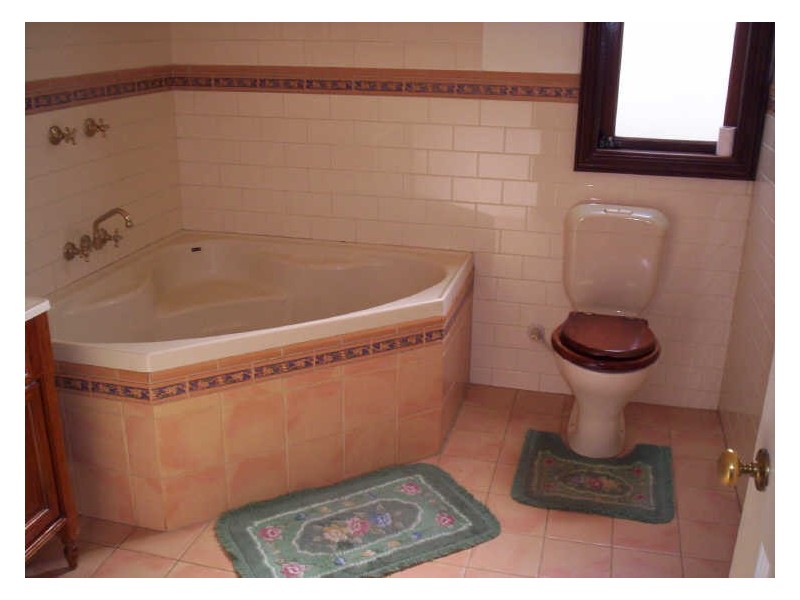 18 Hubert Street, East Victoria Park WA 6101