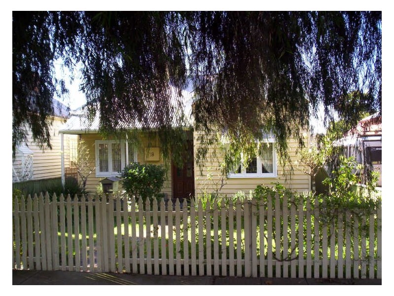 18 Hubert Street, East Victoria Park WA 6101