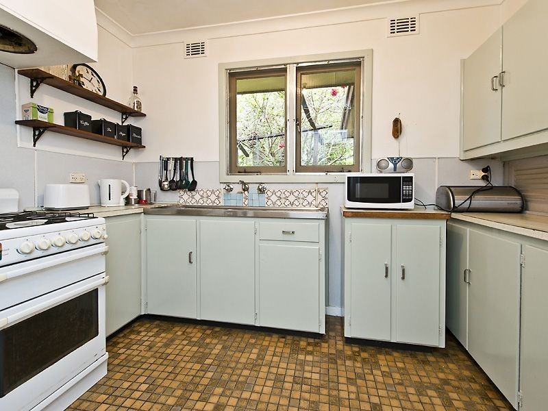 1 Boona Court, Karawara WA 6152