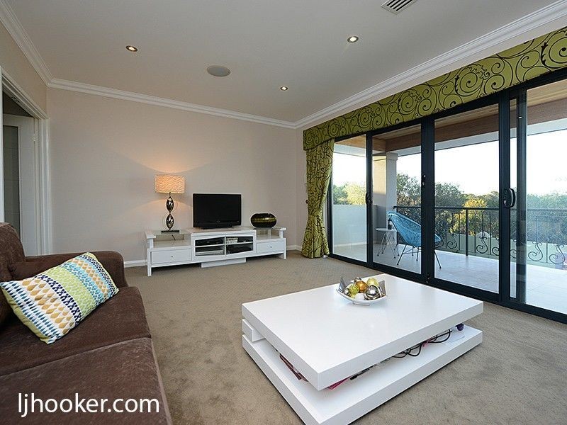 21 Bencubbin Crescent, Dianella WA 6059