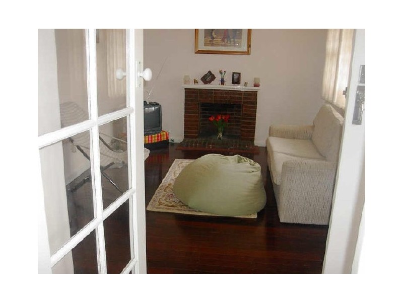 1 Ellis Street, Wilson WA 6107