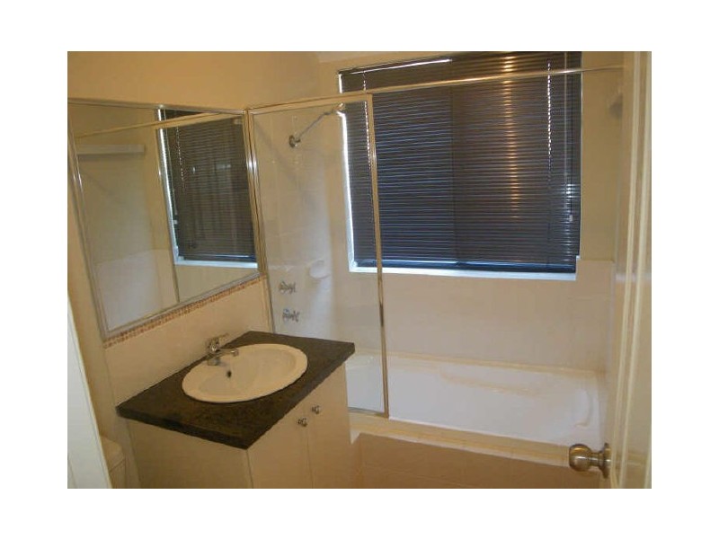 11/50 Norman St, St James WA 6102