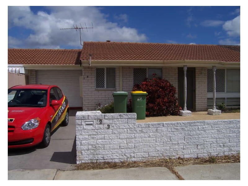 2/3 Thelma Street, Como WA 6152