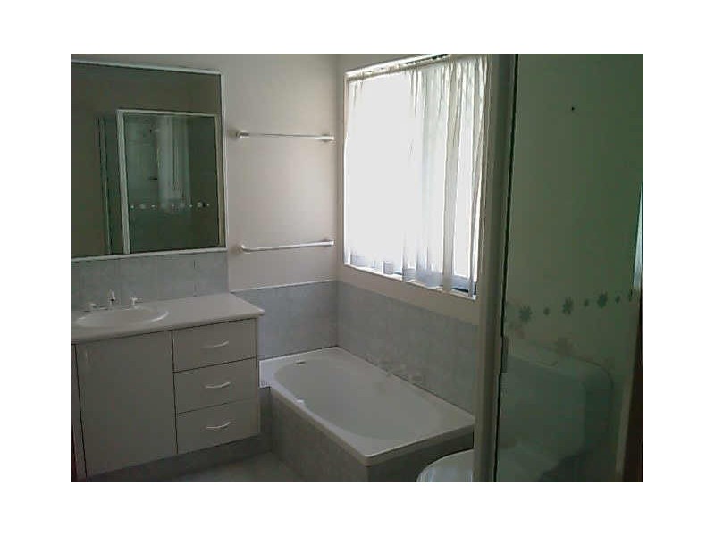 5/71 Upton St, St James WA 6102