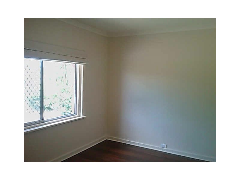 33 Leichardt St, St James WA 6102