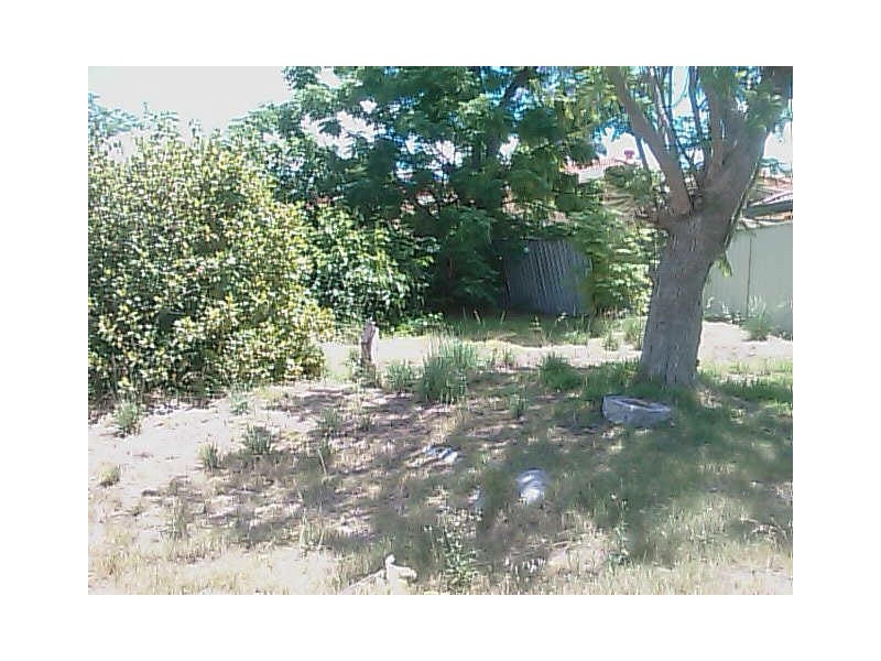 33 Leichardt St, St James WA 6102