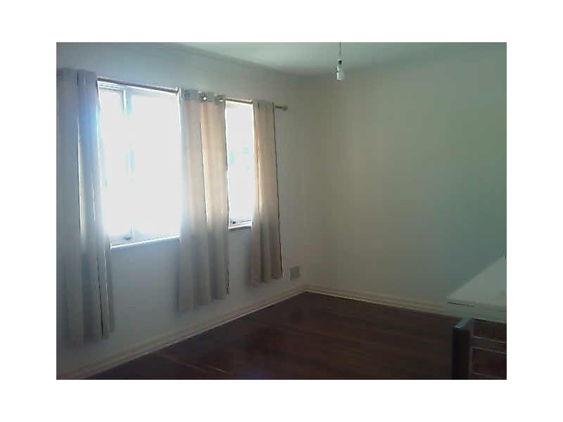 37 Coolgardie St, St James WA 6102