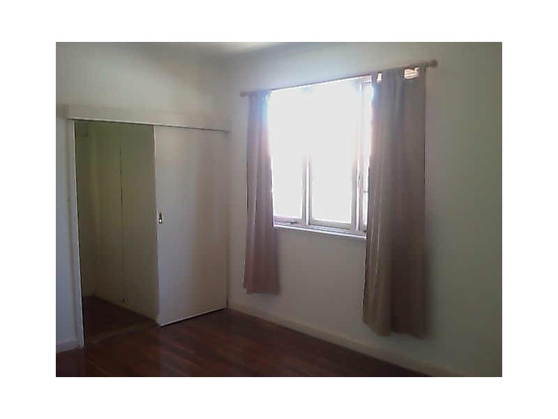 37 Coolgardie St, St James WA 6102