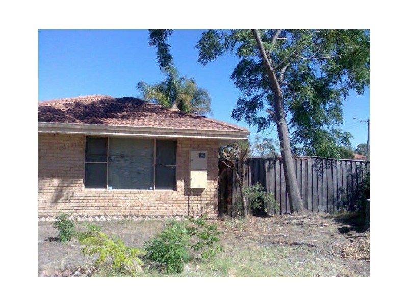 12/39 Woodmore Rd, Langford WA 6147