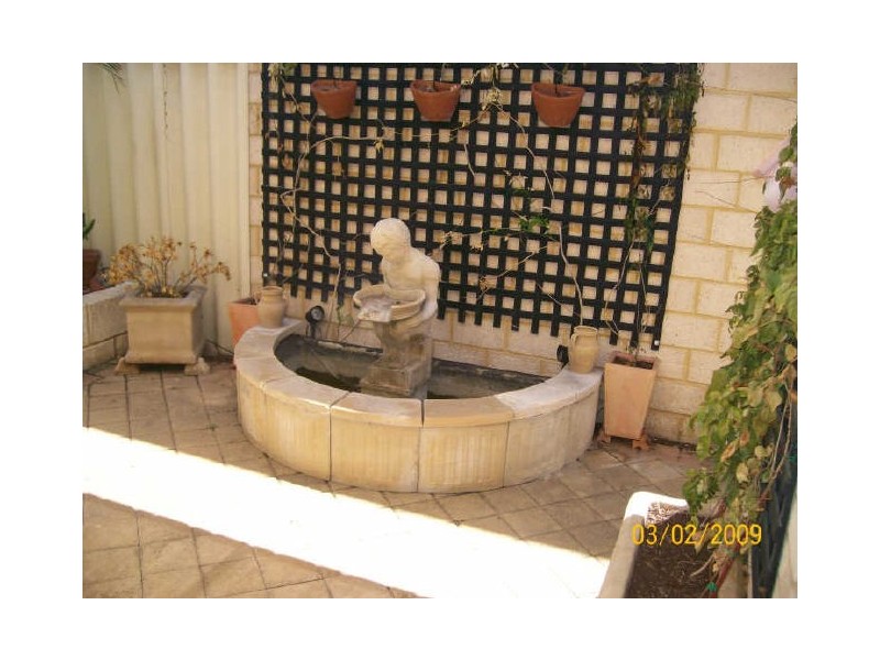 115 Sunbury Rd, Victoria Park WA 6100