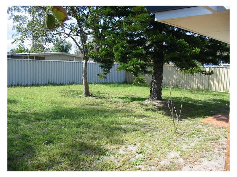 48 Gillon St, Karawara WA 6152