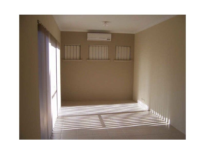 5/26 Gillon St, Karawara WA 6152