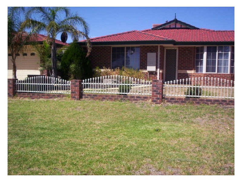 8/9 Berry Court, Maddington WA 6109