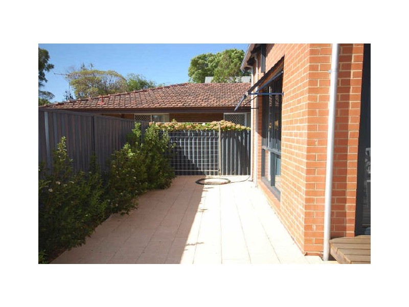 6 Cardiff St, East Victoria Park WA 6101