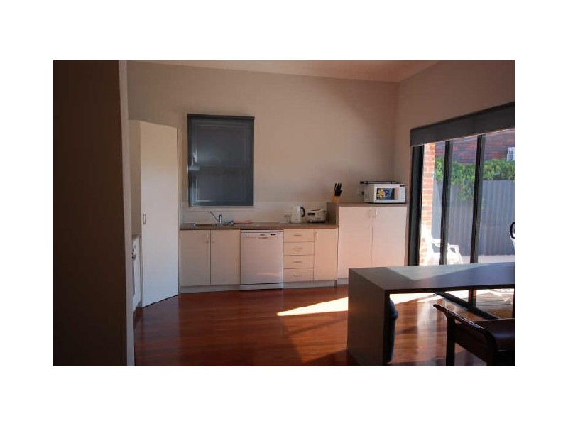 6 Cardiff St, East Victoria Park WA 6101