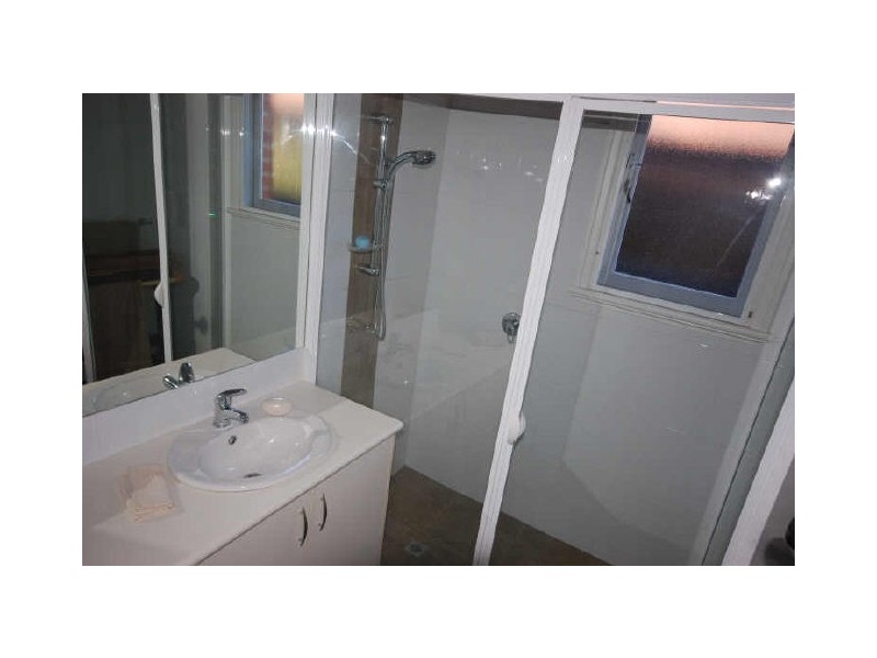 6 Cardiff St, East Victoria Park WA 6101