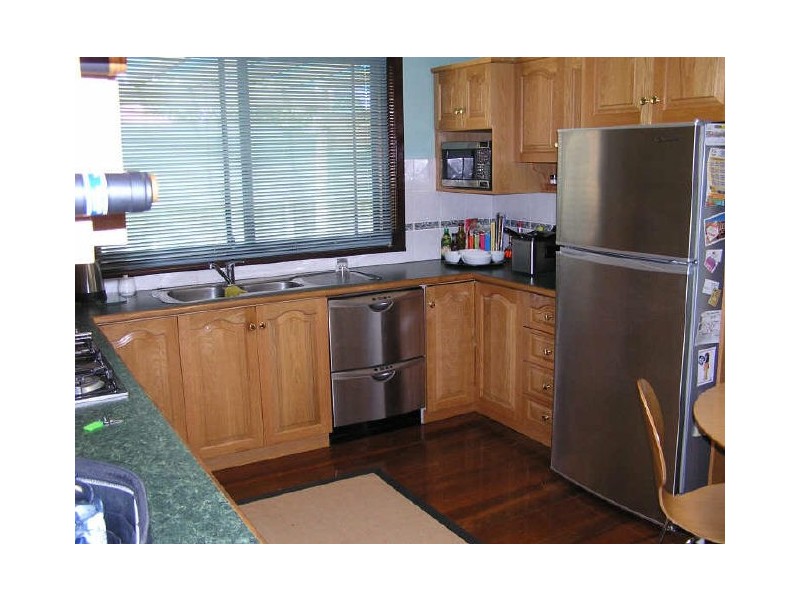 13 Salisbury Street, St James WA 6102