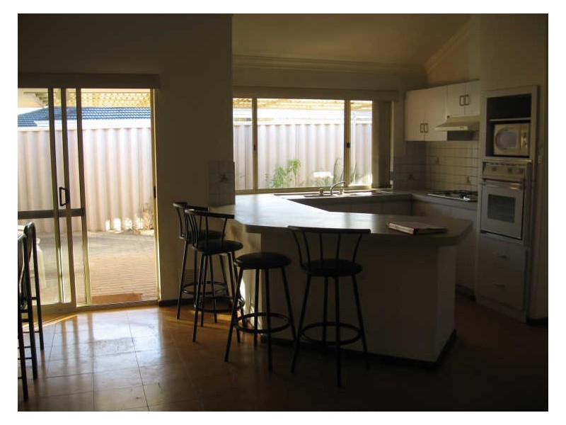 1/64 The Ramble, Booragoon WA 6154