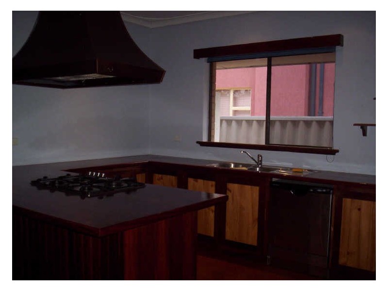 15 Bradford Street, Cannington WA 6107