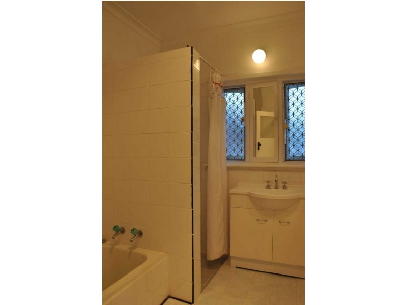 86 Gallipoli Street, Lathlain WA 6100