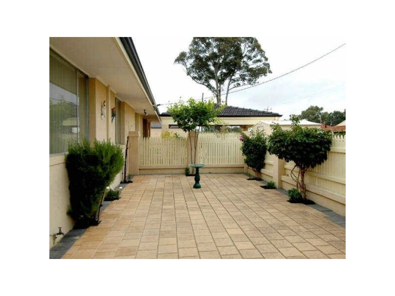 B/41 Grey Street, Cannington WA 6107