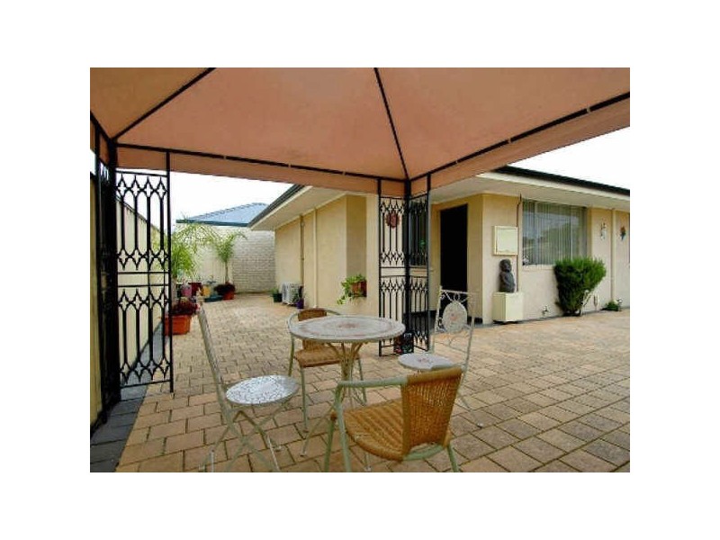 B/41 Grey Street, Cannington WA 6107