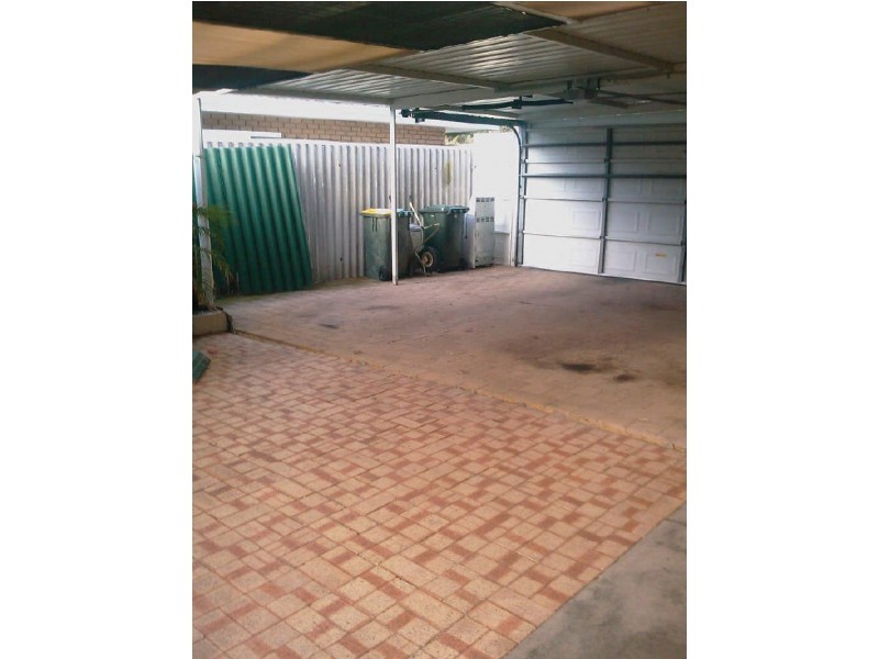 61 Danbury Crescent, Girrawheen WA 6064