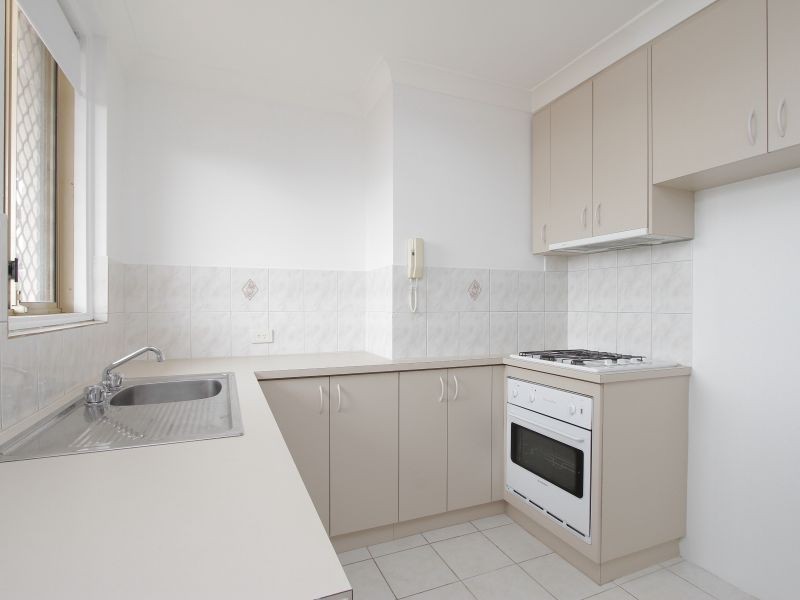 17/34 Comer Street, Como WA 6152