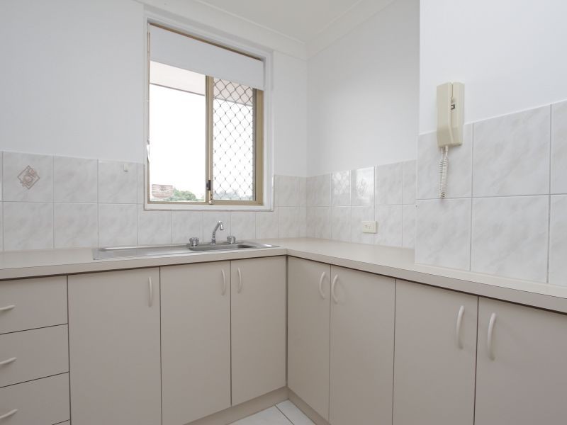 17/34 Comer Street, Como WA 6152