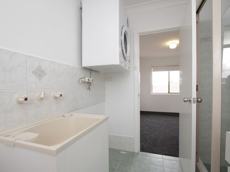 17/34 Comer Street, Como WA 6152