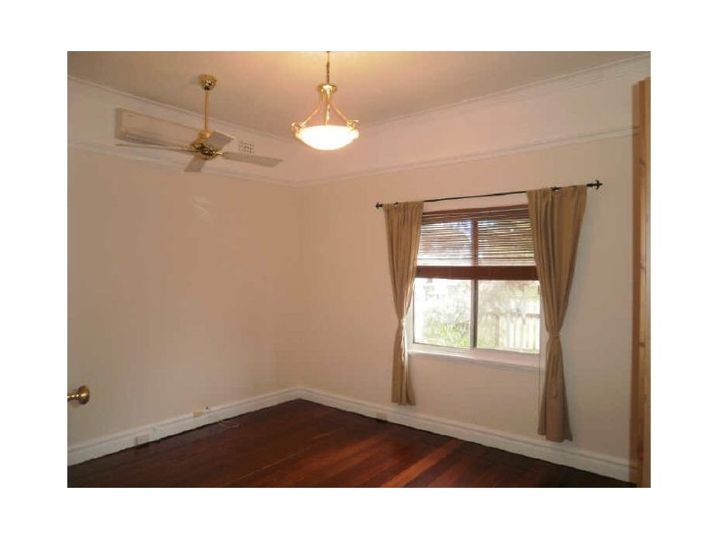 16 Cardiff Street, East Victoria Park WA 6101