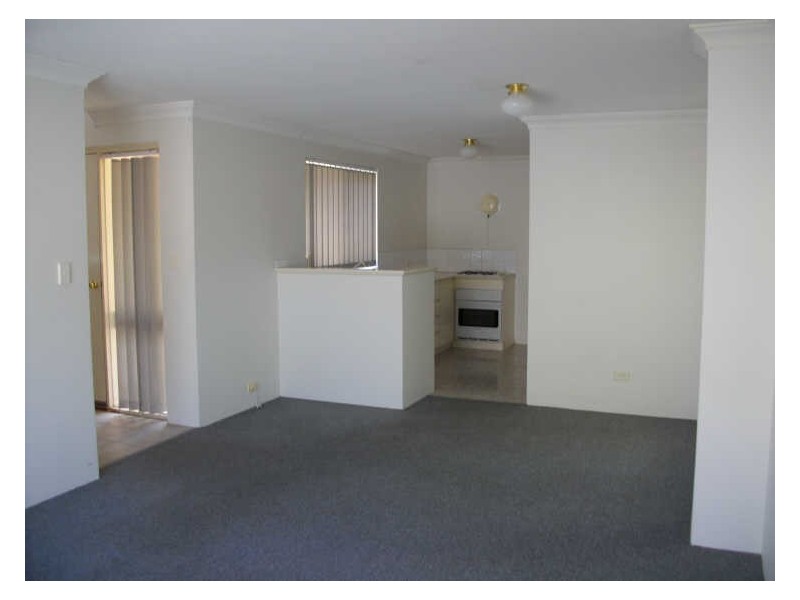 2/29 Pollard Street, Glendalough WA 6016