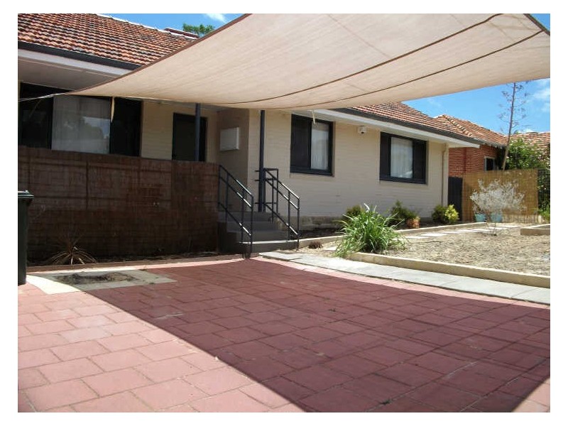 403 Berwick Street, St James WA 6102