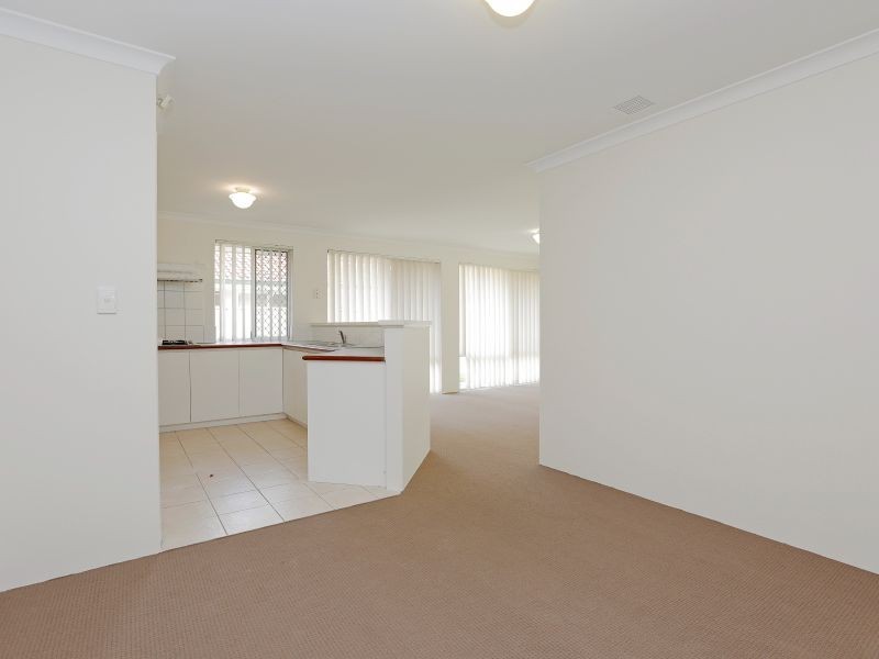 50 Cross Street, Queens Park WA 6107