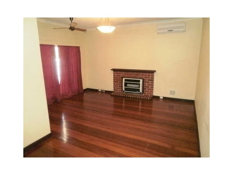 136 Walpole Street, Bentley WA 6102