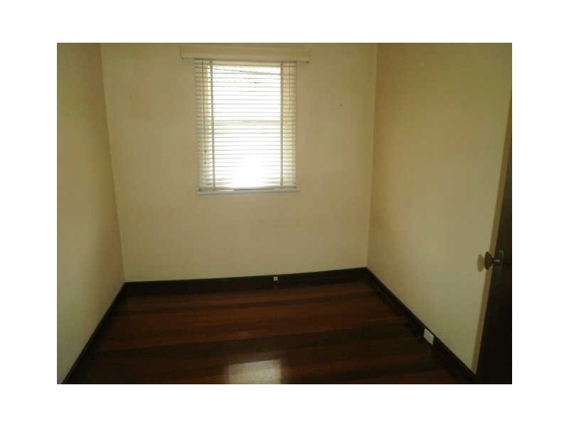 136 Walpole Street, Bentley WA 6102