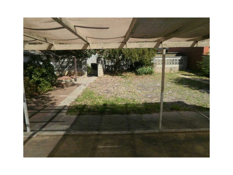 136 Walpole Street, Bentley WA 6102