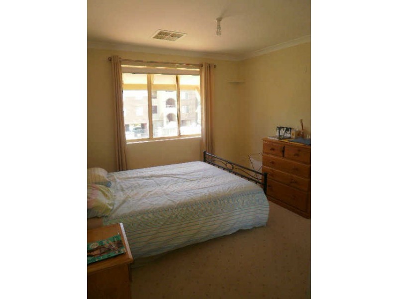 18 Heirisson Way, Victoria Park WA 6100