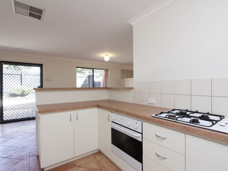 10 Humphry Street, St James WA 6102