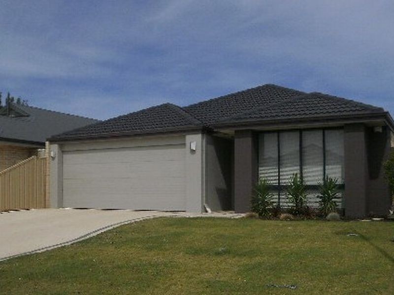 93 Comrie Road, Canning Vale WA 6155