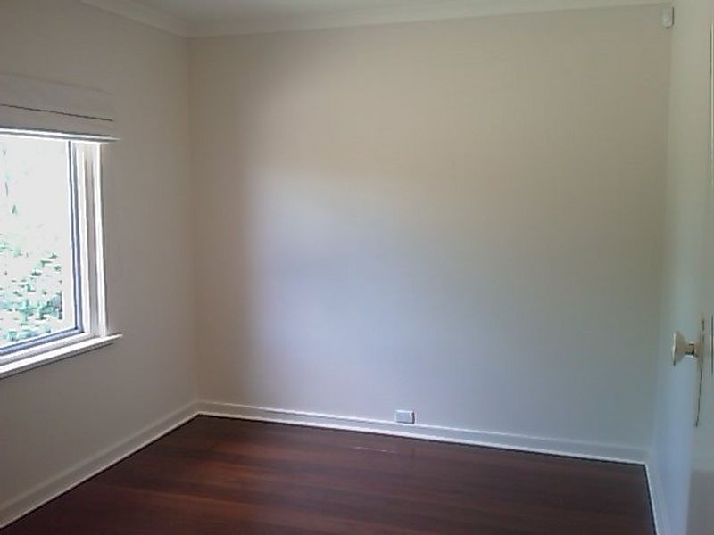 33 Leichardt Street, St James WA 6102