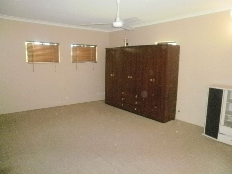 11 Holford Way, Wilson WA 6107