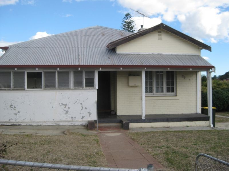 99 Beatty Avenue, Victoria Park WA 6100