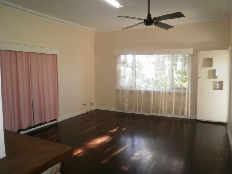 115 Station Street, East Cannington WA 6107