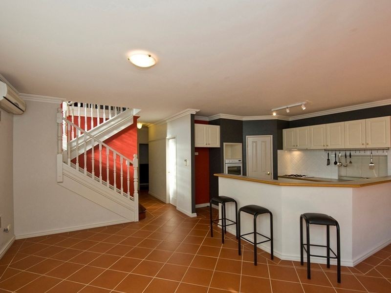 1/39 McMaster Street, Victoria Park WA 6100