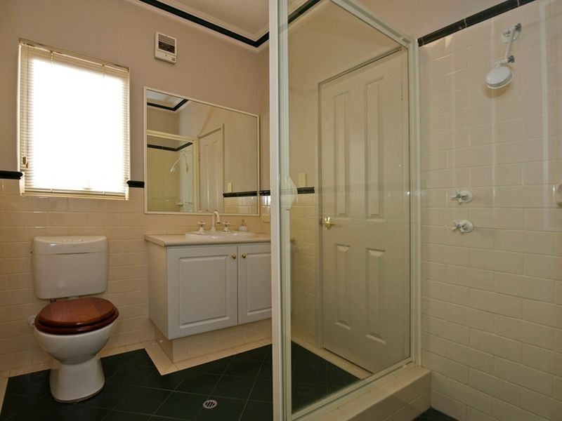 1/39 McMaster Street, Victoria Park WA 6100