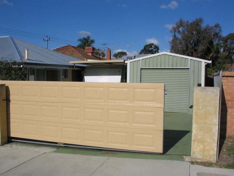 33 Carnarvon Street, East Victoria Park WA 6101