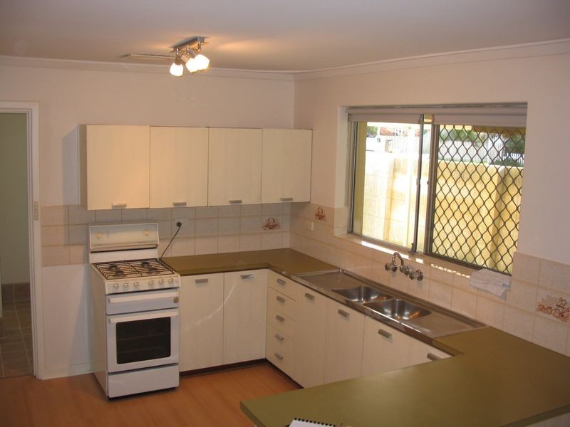 33 Carnarvon Street, East Victoria Park WA 6101