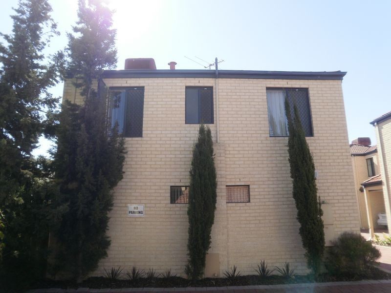 7/24 Gochean Avenue, Bentley WA 6102