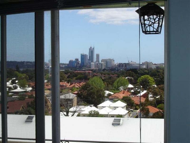 15/17 King George Street, Victoria Park WA 6100